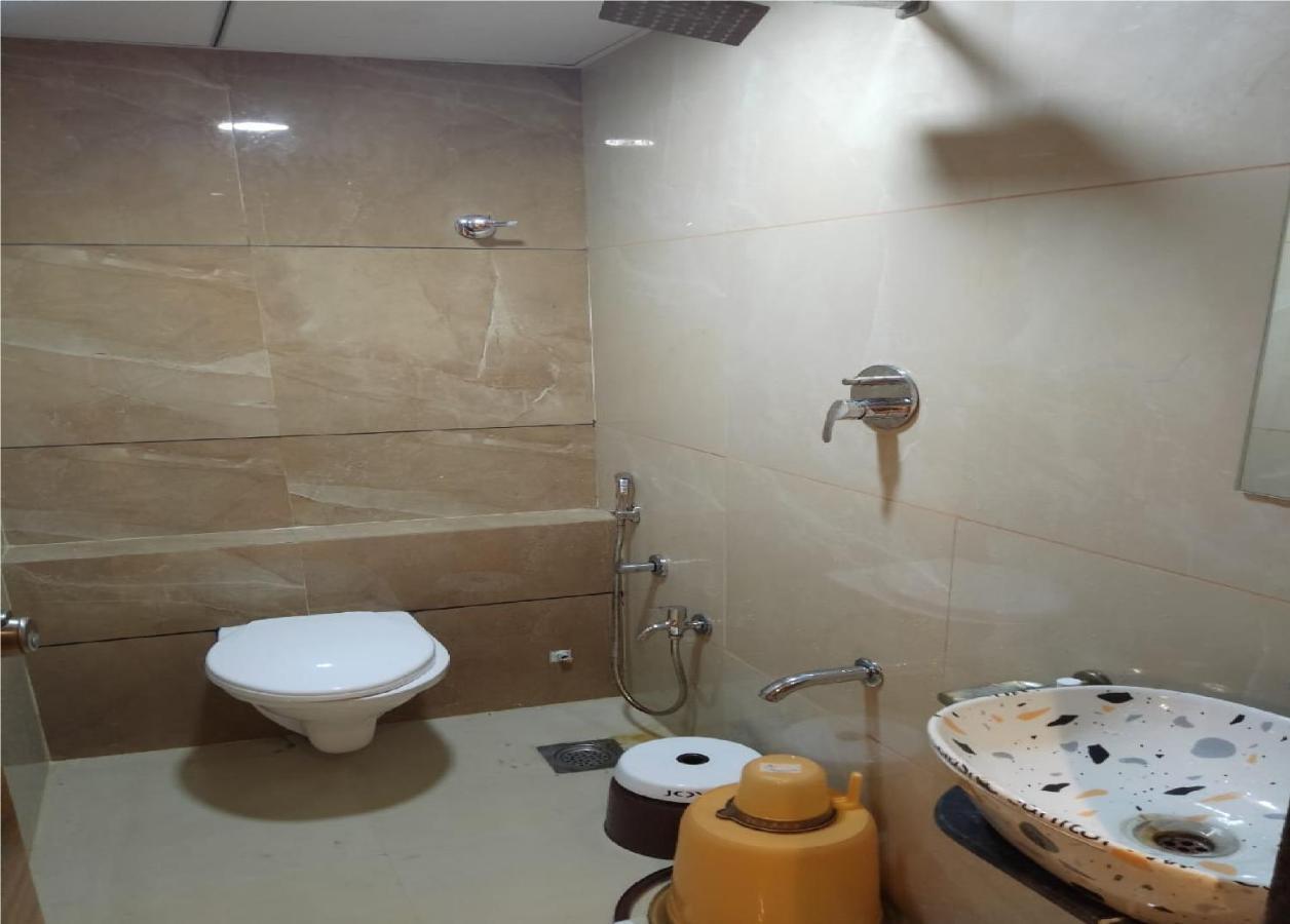 Hotel Lotus Villa Amhedabad Dış mekan fotoğraf